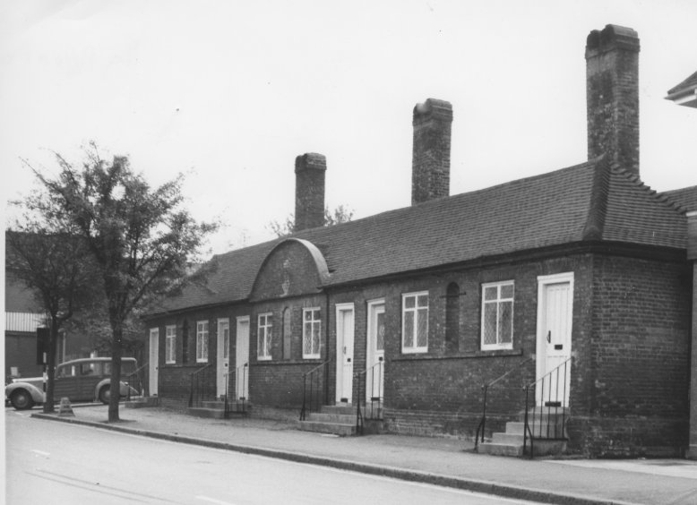 bk11945_55